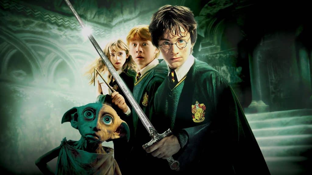 Harry Potter et la Chambre des Secrets : Daniel Radcliffe tient une épée aux côtés de Rupert Grint et Emma Watson