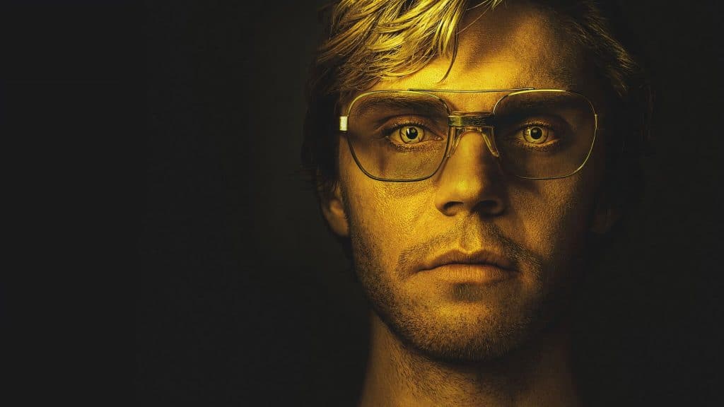 Evan Peters dans Dahmer : Monstre - L'histoire de Jeffrey Dahmer