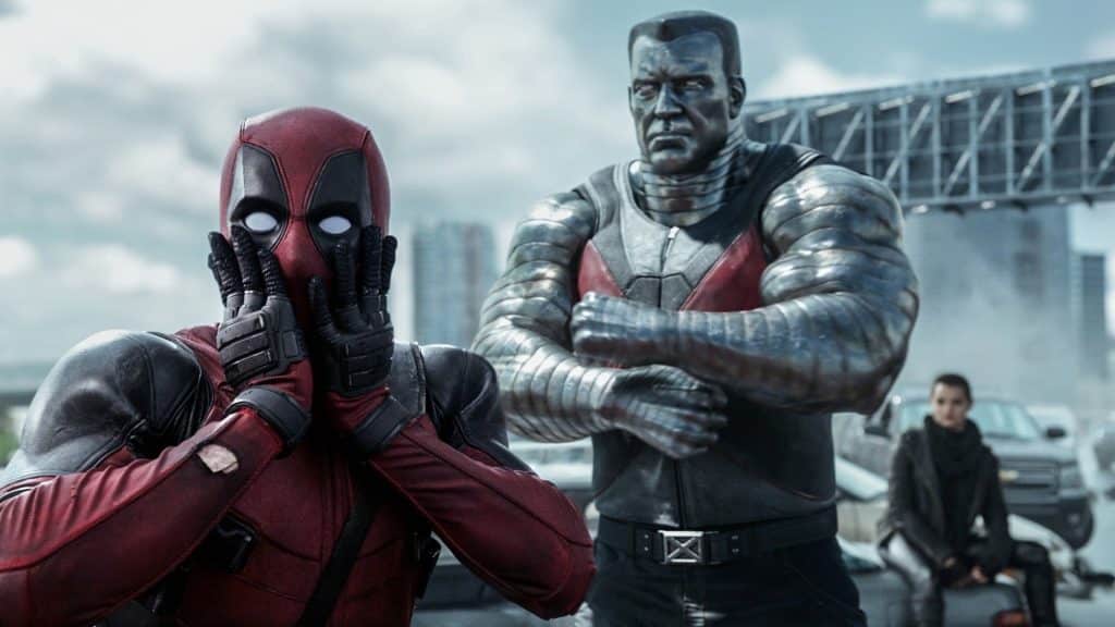 Deadpool : Ryan Reynolds en Deadpool sur un pont
