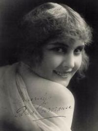 affiche du film A Woman of the Sea